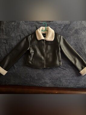 Fashion Nova Black Faux Leather Jacket with Cream Sherpa Collar